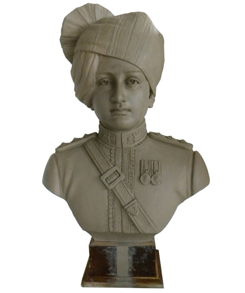 Clay Model of MAHARAJA DR. KARNI SINGH