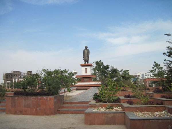Suresh Sharma (12.5 Feet)